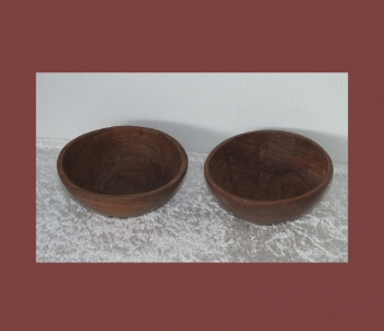 Handgemachte Holzschsseln 01