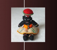 Zulu-Puppen 29 | Traditionally handmade doll of the Zulu ethnic.